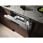Electrolux EEM69300IX Osaliselt sisseehitatud 15 kohta D