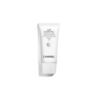 CHANEL UV ESSENTIEL P&auml;ikesekaitsekreem N&auml;gu 50 T&auml;iskasvanud