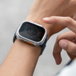 UNIQ etui Garde Apple Watch Series 4|5|6|SE 40mm. szary|smoked g
