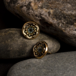 K&otilde;rvar&otilde;ngad ˙Mandala˙ - must/roheline