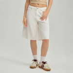 Bermuda-stiilis l&uuml;hikesed p&uuml;ksid