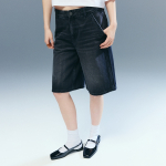 Bermuda-stiilis l&uuml;hikesed p&uuml;ksid