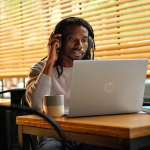 HP Laptop HP Pavilion 16-ag0054nw Ryzen 5 8540U / 16 GB / 512 GB / W11 (A01G3EA)