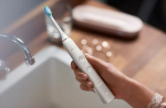 Philips Szczoteczka Philips Sonicare DiamondClean 9000 HX9911/94 Biała