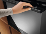 Electrolux Piekarnik Electrolux 700 Series MealAssist 71 L pirolityczny smażona czarny do zabudowy elektryczny piekarnik LOE9P3XZ (7333394110295)