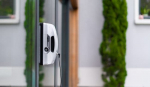 Hobot - 2S window cleaning robot - compact and lightweight