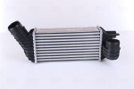 Kompressori&otilde;hu radiaator NISSENS 96512