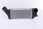Kompressori&otilde;hu radiaator NISSENS 96790