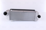 Kompressori&otilde;hu radiaator NISSENS 96537