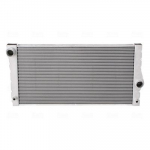 Radiaator,mootorijahutus NISSENS 60828