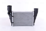 Kompressori&otilde;hu radiaator NISSENS 96896