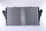 Kompressori&otilde;hu radiaator NISSENS 96646