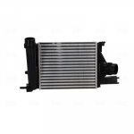 Kompressori&otilde;hu radiaator NISSENS 961633