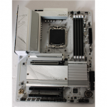 SALE OUT.  Gigabyte USED, REFURBISHED, WITHOUT ACCESSORIES, ONLY BACK PANEL INCLUDED