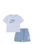 Nike - Nike Club Tee & Short Set - Komplektid l&uuml;hikeste varrukatega T-s&auml;rgiga - 80
