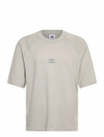 Umbro - Washed High Neck Boxy Tee - Spordi T-s&auml;rgid - L