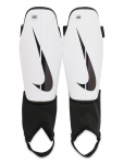 Nike - Nike Charge Soccer Shin Guards - Spordi s&auml;&auml;rekaitsmed ja varrukad - M