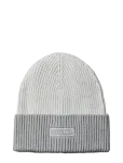 Calvin Klein - Patch Wool Chunky Rib Beanie - Kootud m&uuml;tsid - ONE SIZE