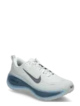 Nike - Nike Vomero Plus - Spordi jooksujalatsid - 40.5