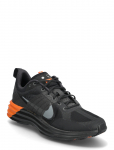 Nike - Lunar Roam - Madala s&auml;&auml;rega sporditossud - 46
