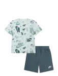 Nike - Nike Sportswear Set With Short - Komplektid l&uuml;hikeste varrukatega T-s&auml;rgiga - 98/104