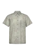 Makia - Bloom Shirt - L&uuml;hikeste varrukatega s&auml;rgid - M