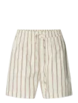 Selected - Slfgina Mw Crochet Edge Shorts B - Vabaaja l&uuml;hikesed p&uuml;ksid - 40