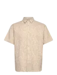 Clean Cut Copenhagen - Forde S/S Shirt - L&uuml;hikeste varrukatega s&auml;rgid - M
