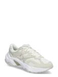 Nike - W Nike Al8 - Madala s&auml;&auml;rega sporditossud - 37.5