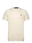 Fred Perry - Contrast Tape Ringer Tee - L&uuml;hikeste varrukatega - XL