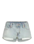Weekday - Venus Frayed Low Rise Denim Hotpants - L&uuml;hikesed teksap&uuml;ksid - 24