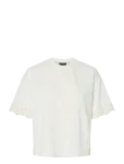 Pieces - Pcchilli Summer Ss Broderi Tee Jrs Bc - L&uuml;hikeste varrukatega - L