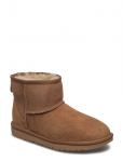 UGG - K Classic Mini Ii - Talvesaapad jalgat&otilde;mmatavad - 25