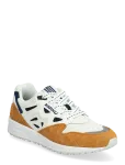 Karhu - Legacy 96 Pumpkin Spice / Bright White - Madala s&auml;&auml;rega sporditossud - 35