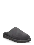 UGG - M Classic Slip-On - Sussid ja pl&auml;tud - 40