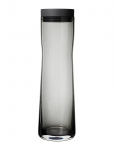 Blomus - Water Carafe - 1 L, &Oslash; 9 Cm - Splash - Smoke - Veekarahvid ja kannud - L 9CM