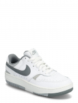 Nike - Nike Gamma Force - Madala s&auml;&auml;rega sporditossud - 36.5