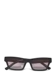 Pilgrim - Ashlyn Sunglasses Black - Kandilise raamiga p&auml;ikeseprillid - ONE SIZE