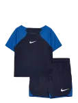 Nike - Nike Dri-Fit Academy Pro - Komplektid l&uuml;hikeste varrukatega T-s&auml;rgiga - 116-122