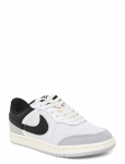 Nike - Wmns Air Jordan Skyline Low - Madala s&auml;&auml;rega sporditossud - 36.5