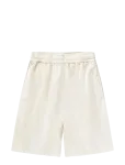 Molo - Arrow - Vabaaja l&uuml;hikesed p&uuml;ksid - 110