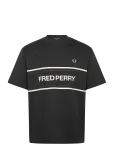Fred Perry - Fred Perry Graphic Tee - L&uuml;hikeste varrukatega - M