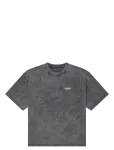 Isnurh - Isnurh Basement Relax Fitted T-Shirt - L&uuml;hikeste varrukatega - M