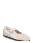 PUMA - Puma Tacklette Wns - Madala s&auml;&auml;rega sporditossud - 40