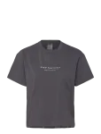 Aim&acute;n - Serif Boxy T-Shirt - L&uuml;hikeste varrukatega - S