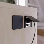 S&uuml;vistatav pistikupesa avatava kaitsekaanega, 1x SCHUKO, 2xUSB A, 1x HDMI
