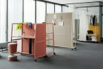 Wariant-E kirjutuslaud akustilise vaheseina ja elektriliselt reguleeritava k&otilde;rgusega