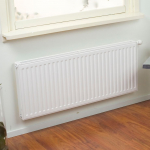 Purmo Thermrad Radiator Super8 Compact 21 1499W, HxB: 700x1000 mm z 8 przyłączami w tym uchwyty, śruba powietrzna. | 1000211695 | 5410369353825