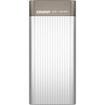 QNAP QNA-UC10G1SF- adapt&eacute;r USB-C 4 (podpora Thunderbolt 3 a 4) na 10GbE SFP+ (pasivn&iacute; chlazen&iacute;) | QNA-UC10G1SF | 4711103085684