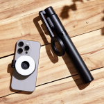 Selfie stick Adam Elements Adam Elements Selfie Pro - magnetyczny selfie stick bluetooth ze statywem i lampką LED czarny - Gwarancja bezpieczeństwa. Proste raty. Bezpłatna wysyłka od 170 zł. | ABTADSELFPRBK | 4710343474852